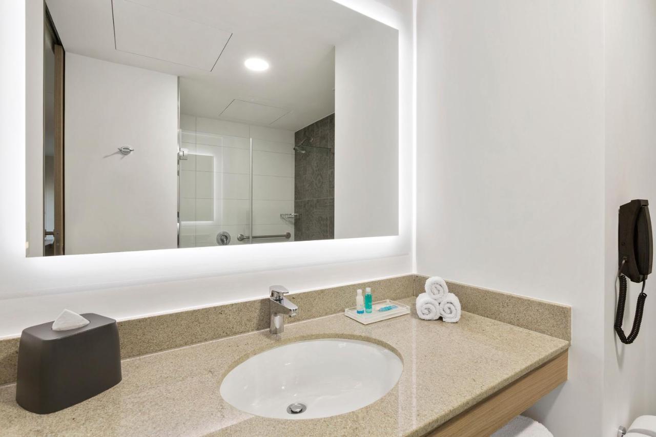 Holiday Inn - Piura By Ihg Exterior photo